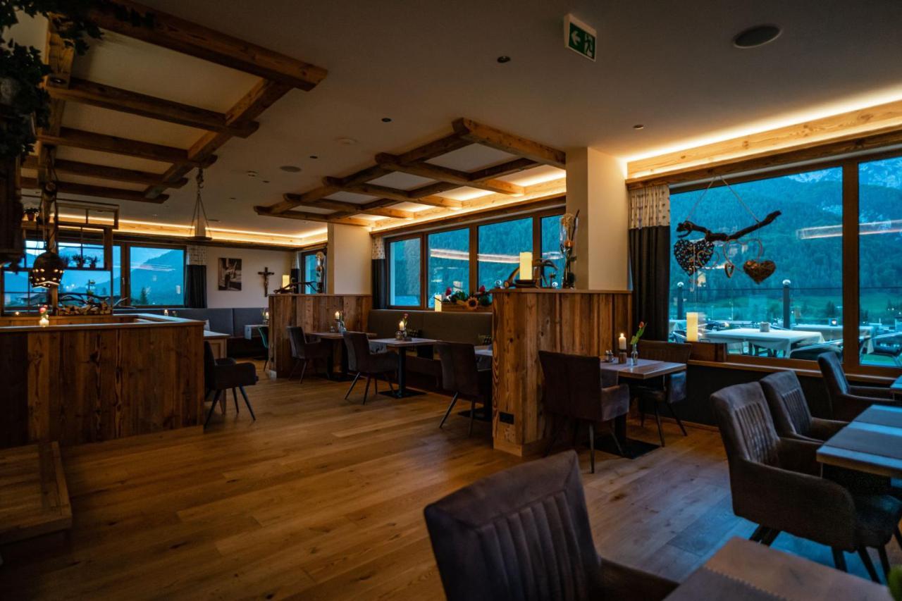 Hotel Landhaus Tirolerherz Sankt Ulrich am Pillersee Extérieur photo