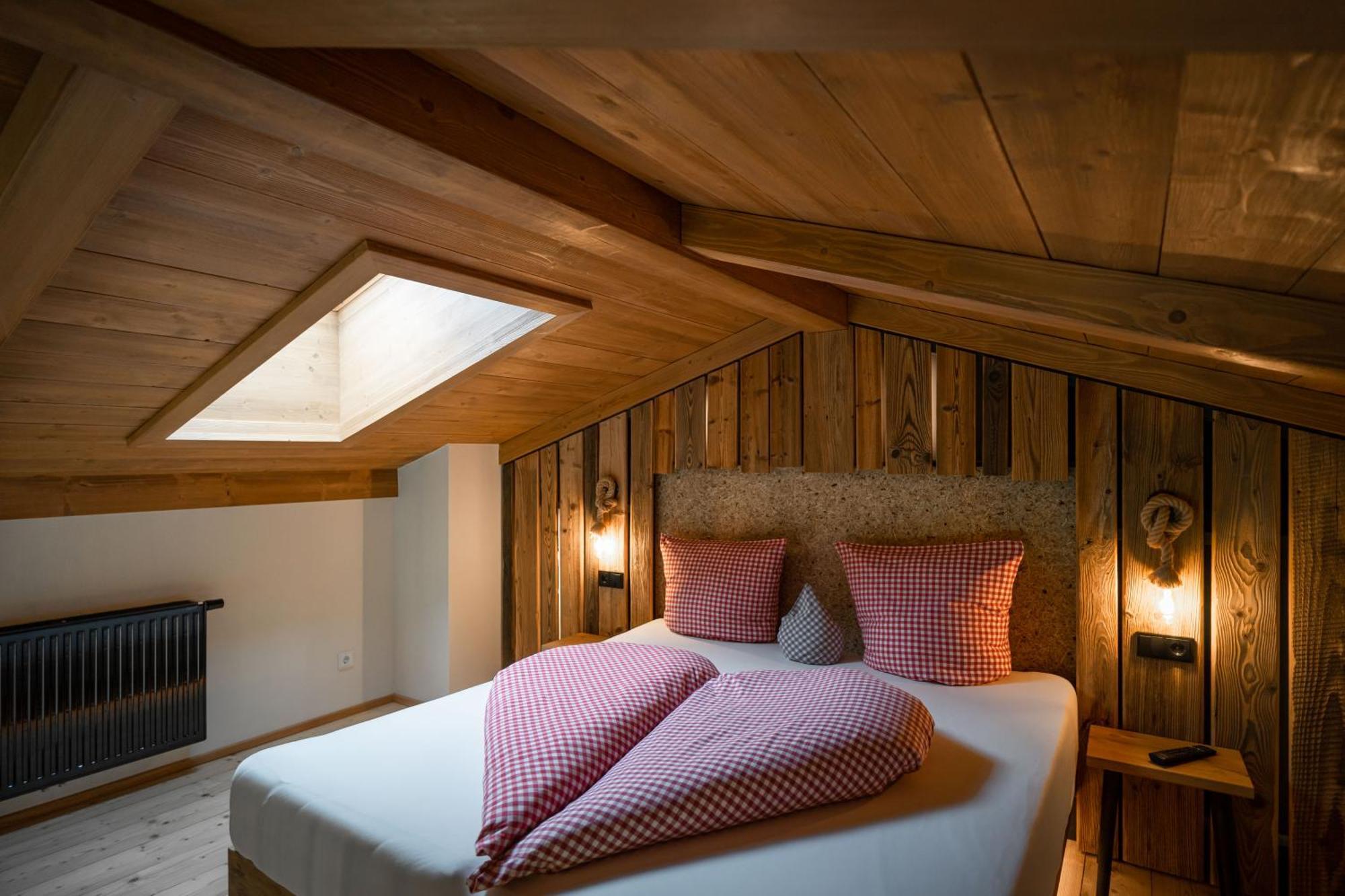Hotel Landhaus Tirolerherz Sankt Ulrich am Pillersee Chambre photo